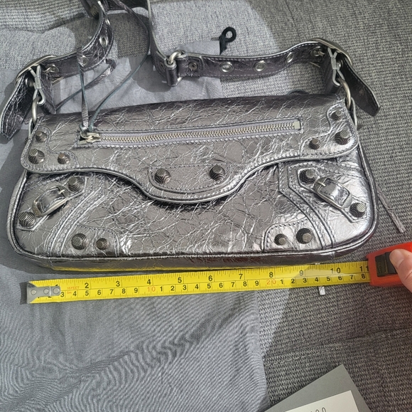 Brand New Balenciaga Le Cagole Small Sling Bag - Picture 9 of 10